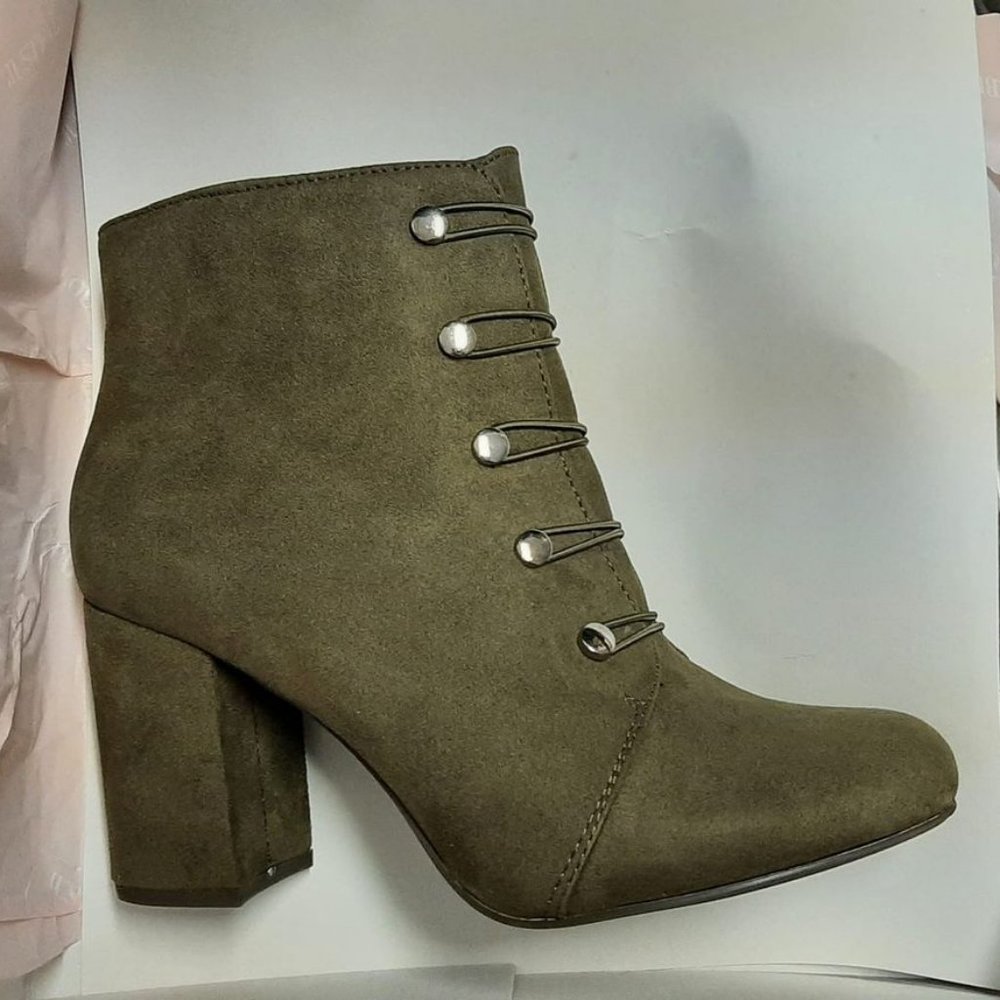 Ladies Boots